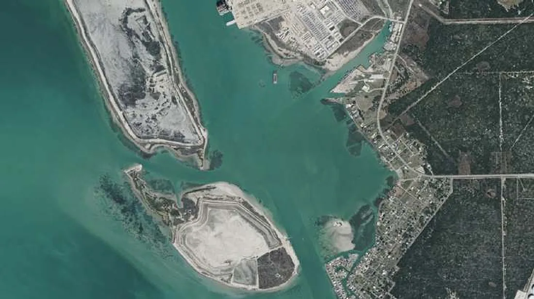 Berry Island today, aerial